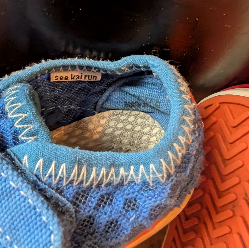 See Kai Run Saylor Water Friendly Sneakers For Toddlers - Picture 5 of 7